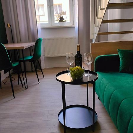 Apartament Paradise Zarzadzany Przez Gospodarza Osobe Fizyczna Self Check In Rzeszow Bagian luar foto