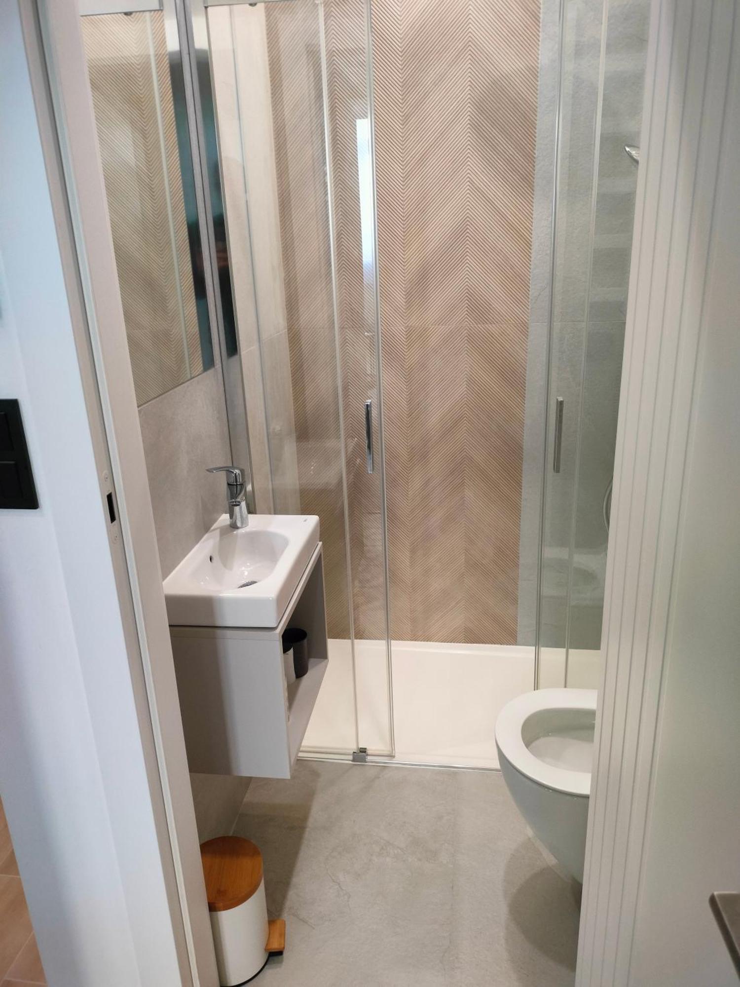 Apartament Paradise Zarzadzany Przez Gospodarza Osobe Fizyczna Self Check In Rzeszow Bagian luar foto