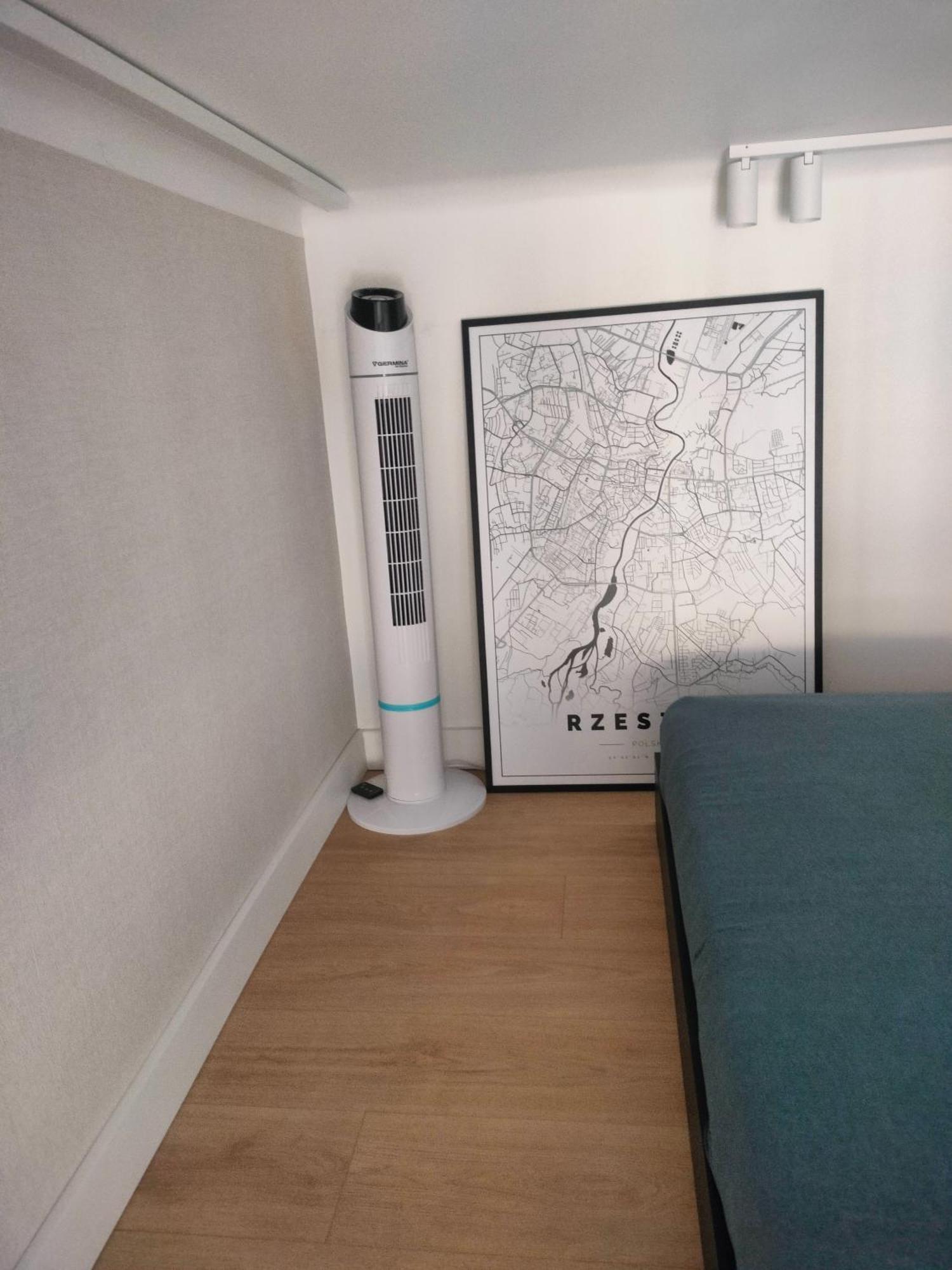 Apartament Paradise Zarzadzany Przez Gospodarza Osobe Fizyczna Self Check In Rzeszow Bagian luar foto